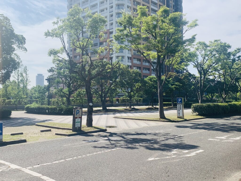 福岡市博物館の駐車場